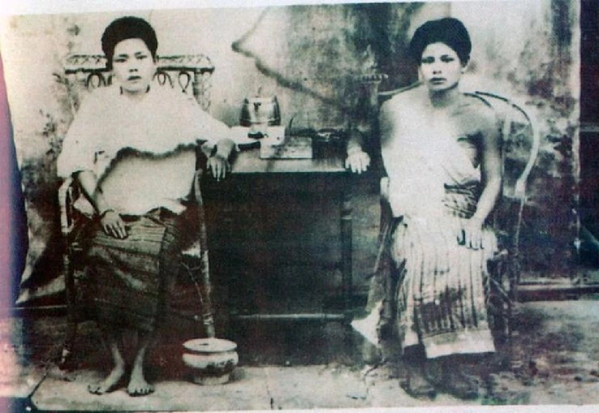 สืบสานตำนานผ้าไหมเมืองอุบลฯ ศูนย์ศิลปาชีพ‘บ้านสมพรรัตน์’