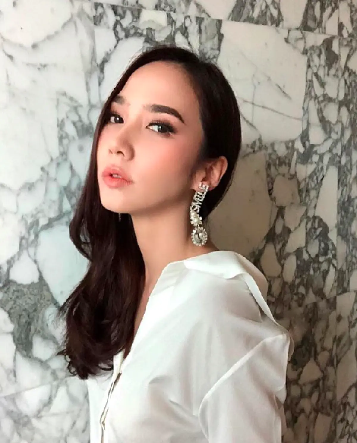 ต้นฉบับความสวยของ "อั้ม พัชราภา” โชว์ภาพคุณแม่ในวันแต่งงาน