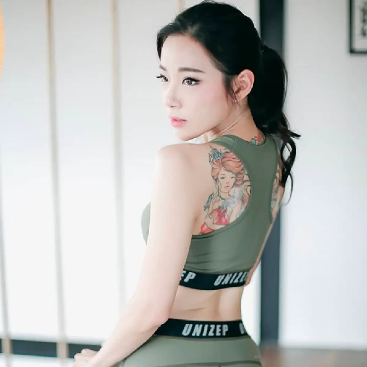 "ทับทิม มัลลิกา” อวดรอยสักที่แฝงไปด้วยความเซ็กซี่ แถมยังมีความหมายสุดลึกซึ้ง