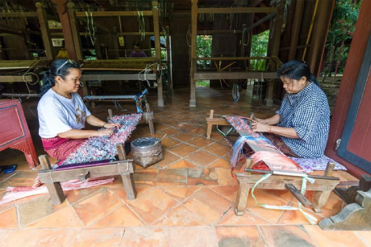 ย้อนรอยเมืองเทียน เรียงร้อยเรื่องผ้าแห่งคำปุน