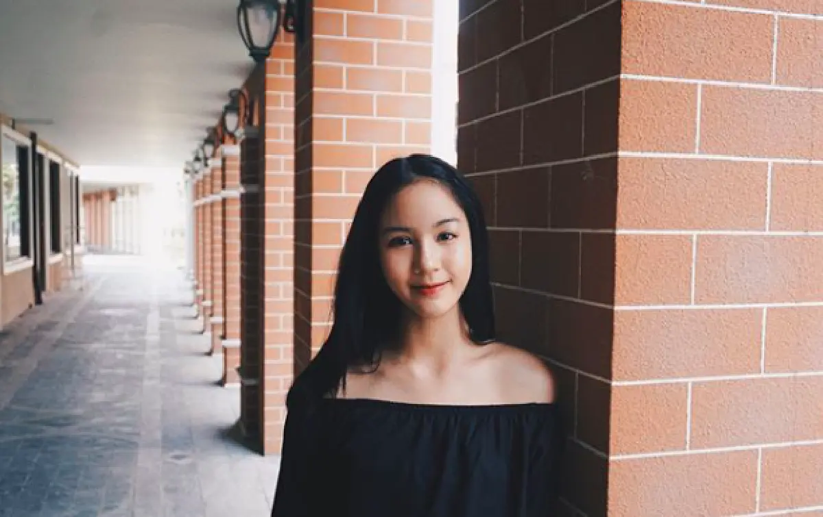 10 ภาพ "น้องมุก รปภัช” เจ้าของบท "มณีจันทร์” ลูกสาว "แม่นุ่น ดารัณ"