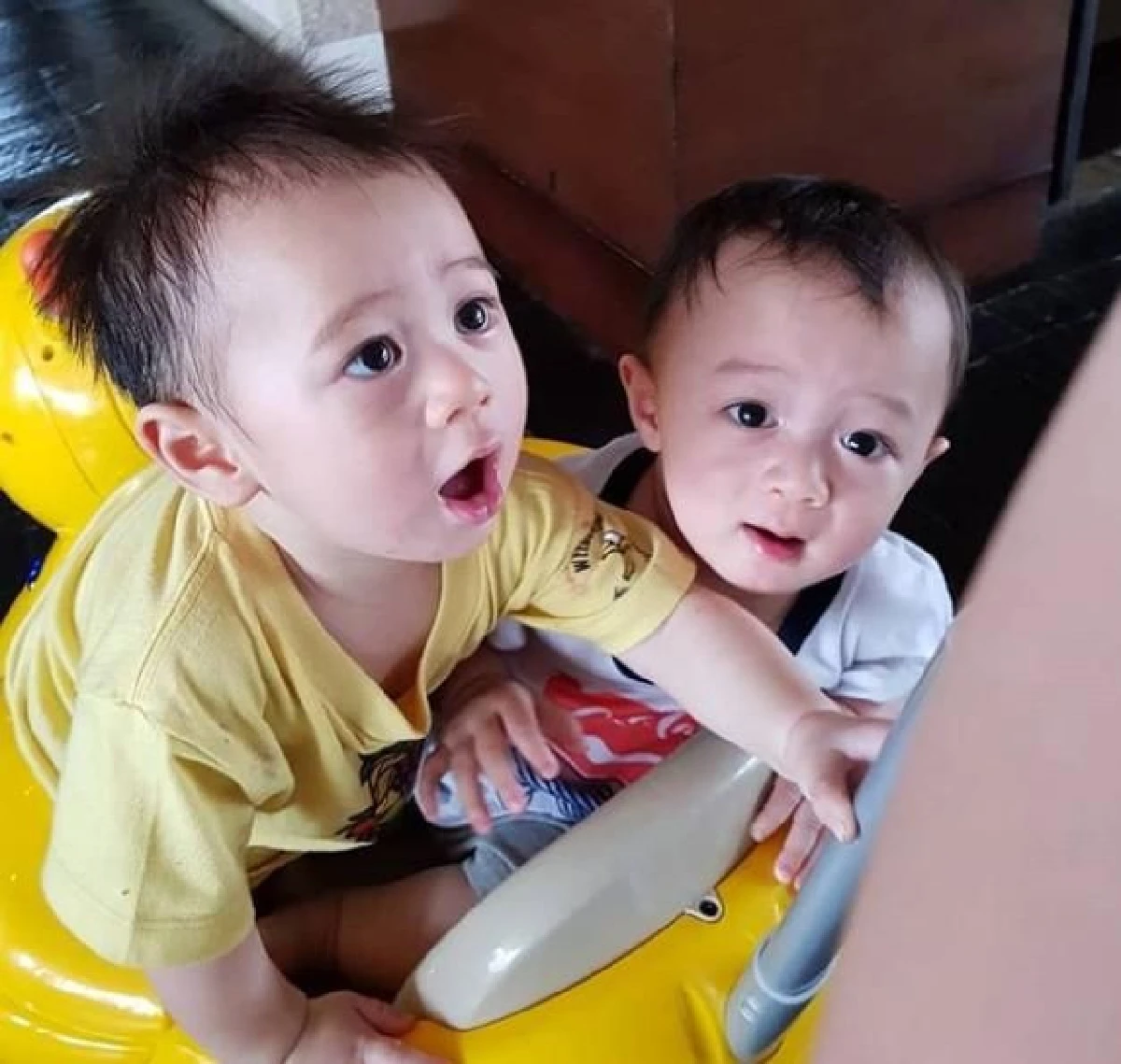 เมนูอร่อยของ สายฟ้า-พายุ คนหนึ่งจกข้าวเหนียว อีกคนซู้ดเส้นพาสต้า