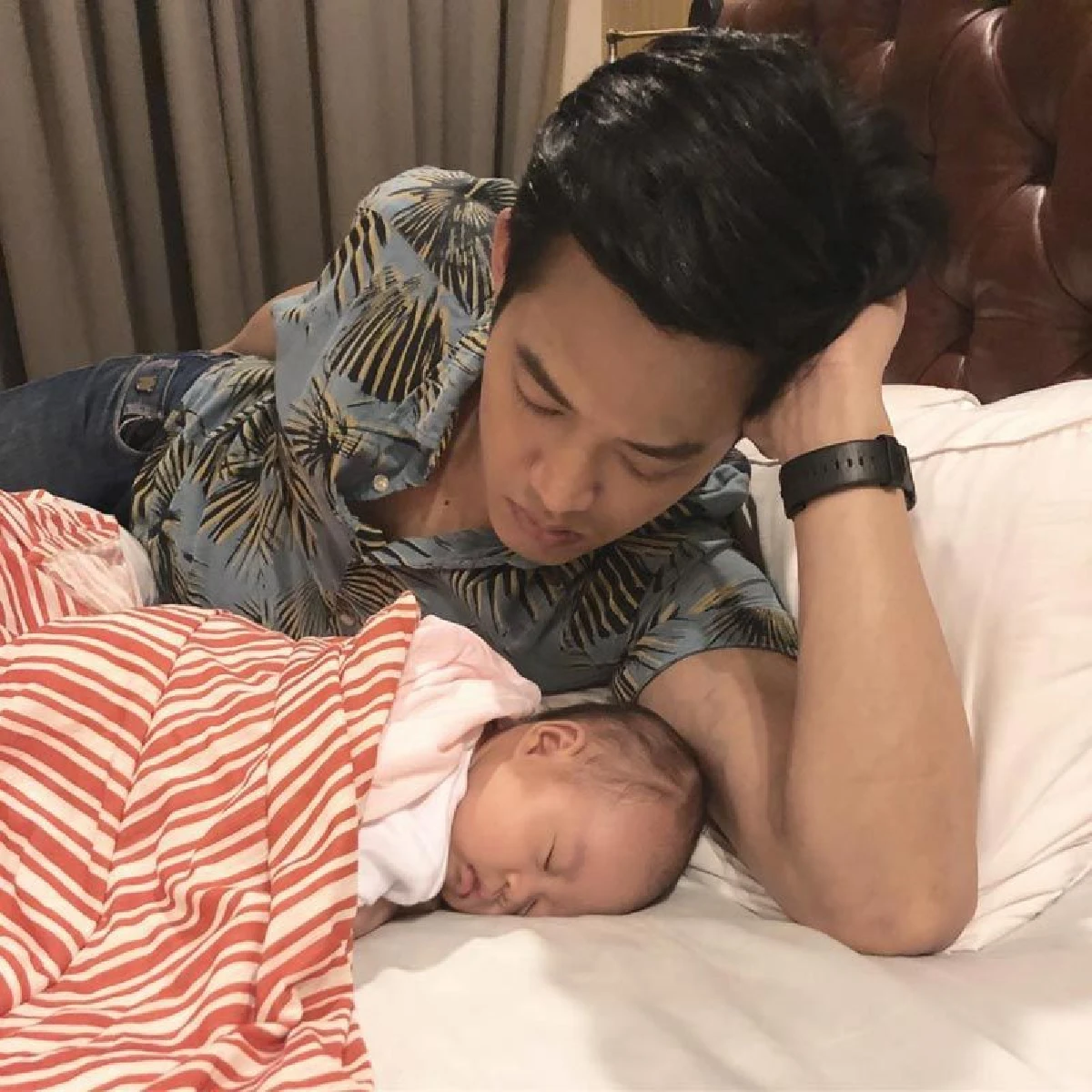 วิถีพ่อลูกอ่อน! ตู่ ภพธร กับโมเมนต์อบอุ่นเลี้ยงลูกสาว น้องริสา