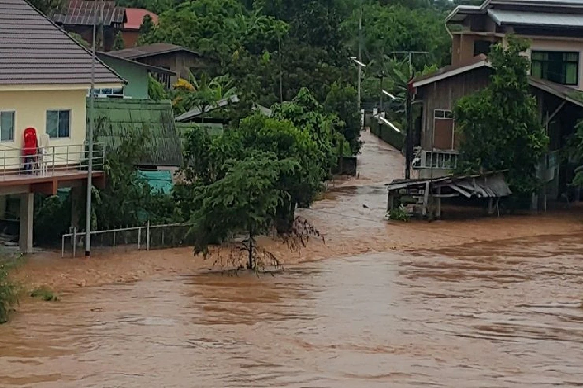 น่านวิกฤตน้ำทะลักท่วม 7 อำเภอ 1 พันกว่าครัวเรือนเดือดร้อน