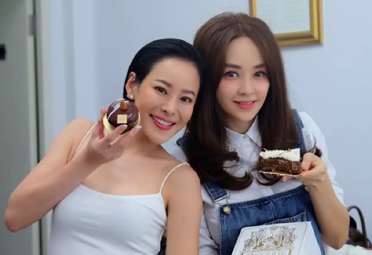 ขอบคุณที่อยู่ข้างกันตลอด “เป้ย” เผยความในใจถึง “หนิง” โชคดีที่มีเพื่อนดี!