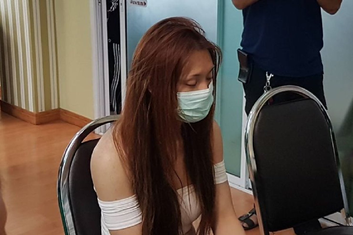 ตำรวจพัทยารวบสาวประเภทสองลักทรัพย์นักเที่ยวแดนโสม ตำรวจพัทยารวบสาวประเภทสองลักทรัพย์นักเที่ยวแดนโสม