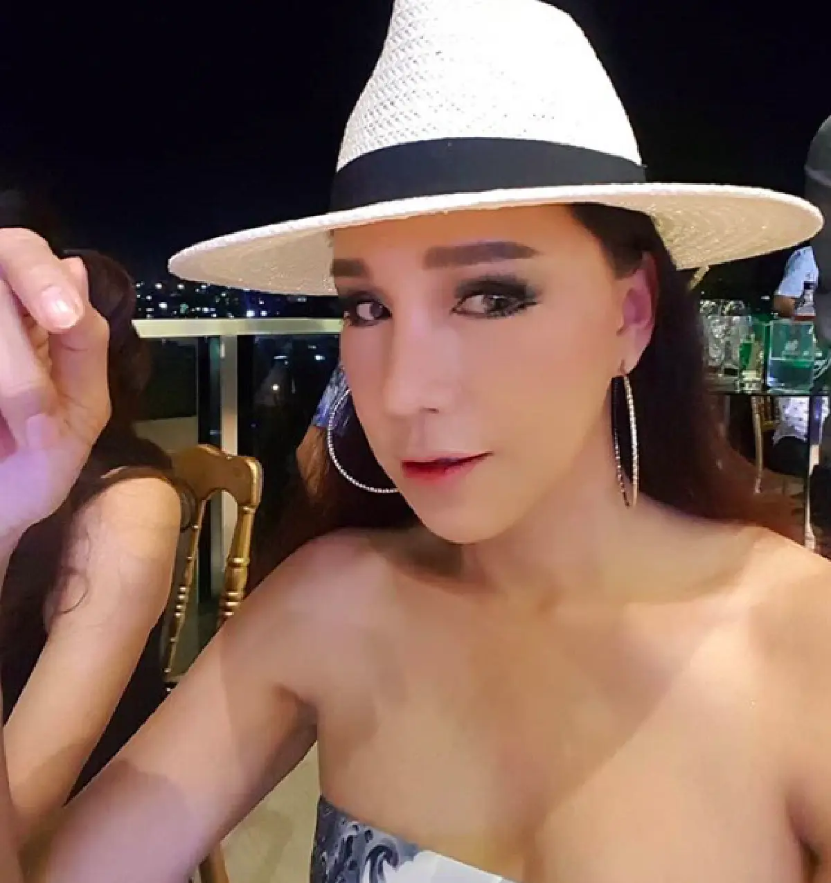 ไม่ยอมแก่! “ส้มเช้ง” วัย 51 ปี ที่ไม่ปล่อยให้ตัวเองร่วงโรยไปตามวัย