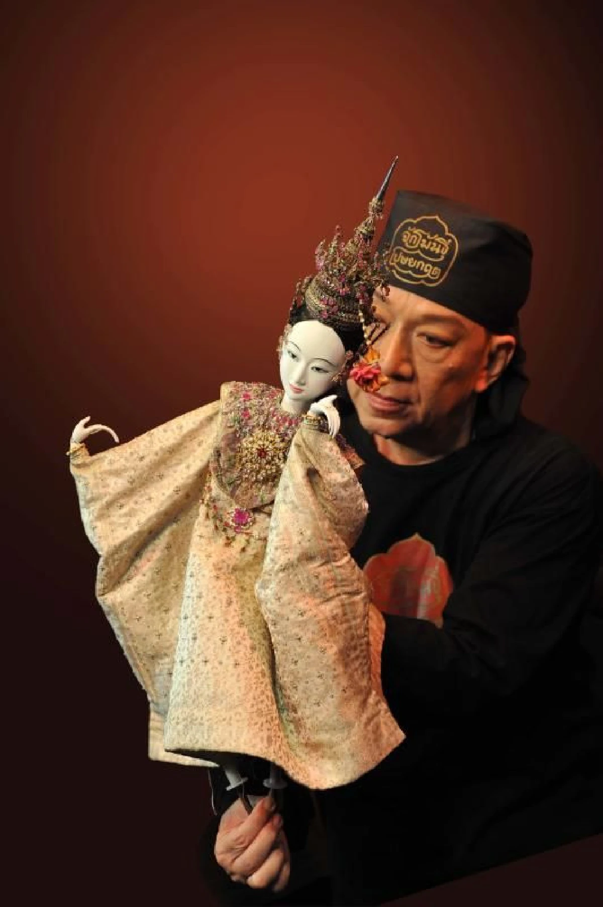 จักรพันธุ์ โปษยกฤต อยู่คู่ฟ้าและดาวเดือน