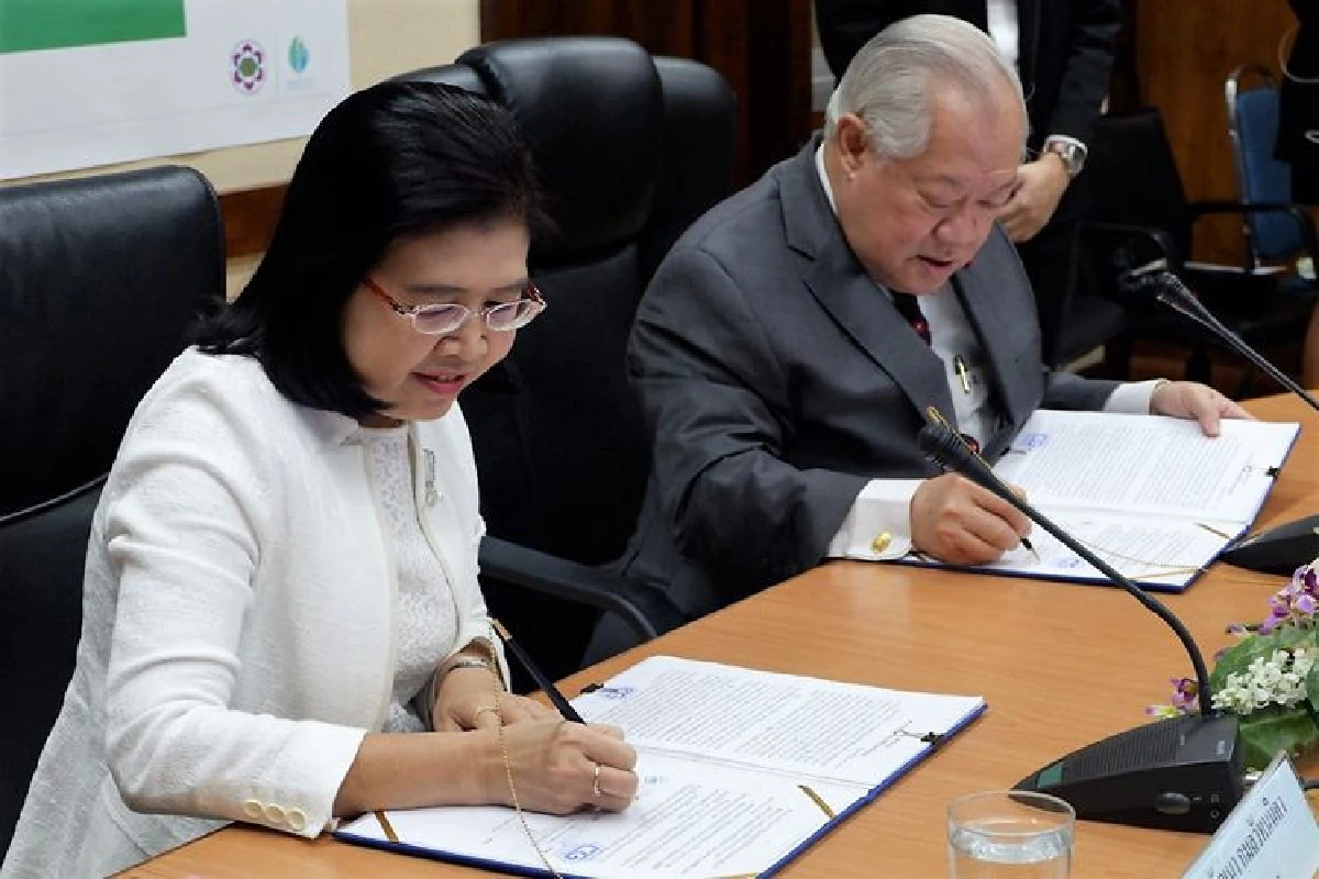 พิธีลงนามสัญญาร่วมดำเนินงานโครงการนิคมอุตสาหกรรมซีพีจีซี การนิคมอุตสาหกรรมแห่งประเทศไทย กับ บริษัท ซีจี คอร์ปอเรชั่น จำกัด