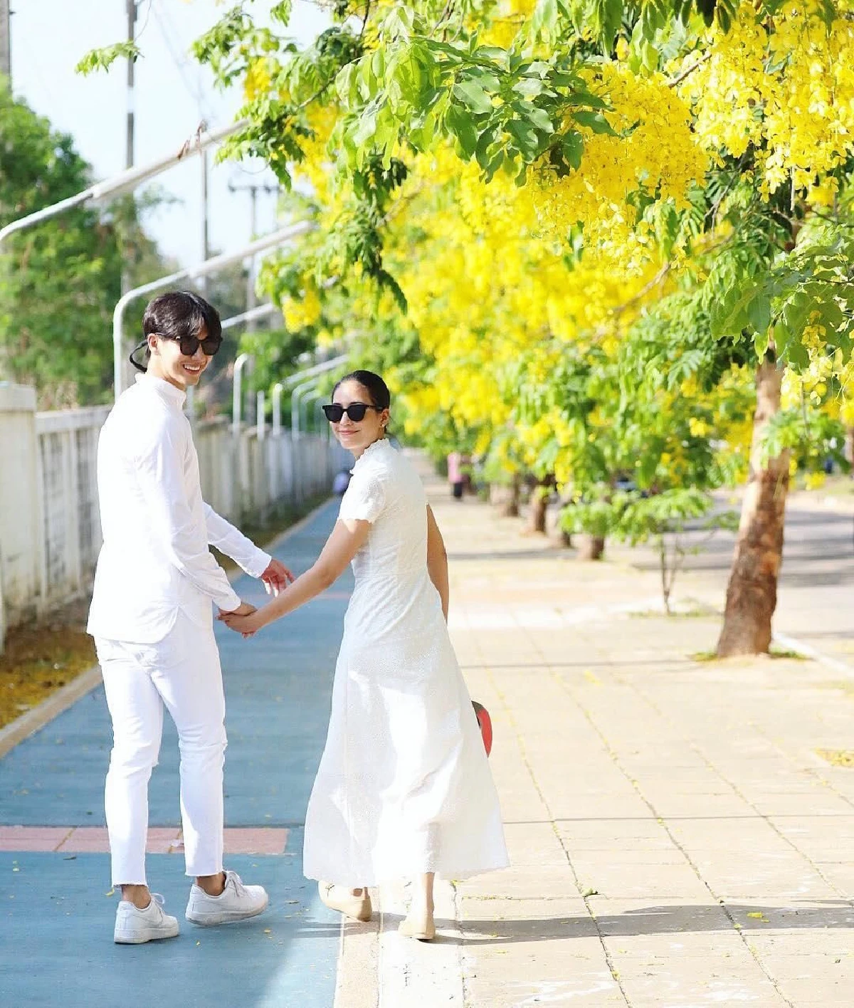 ทุกที่คือพรีเวดดิ้ง! พุฒ-จุ๋ย เผยภาพหวาน..ควงกันช็อปของตกแต่งเรือนหอ