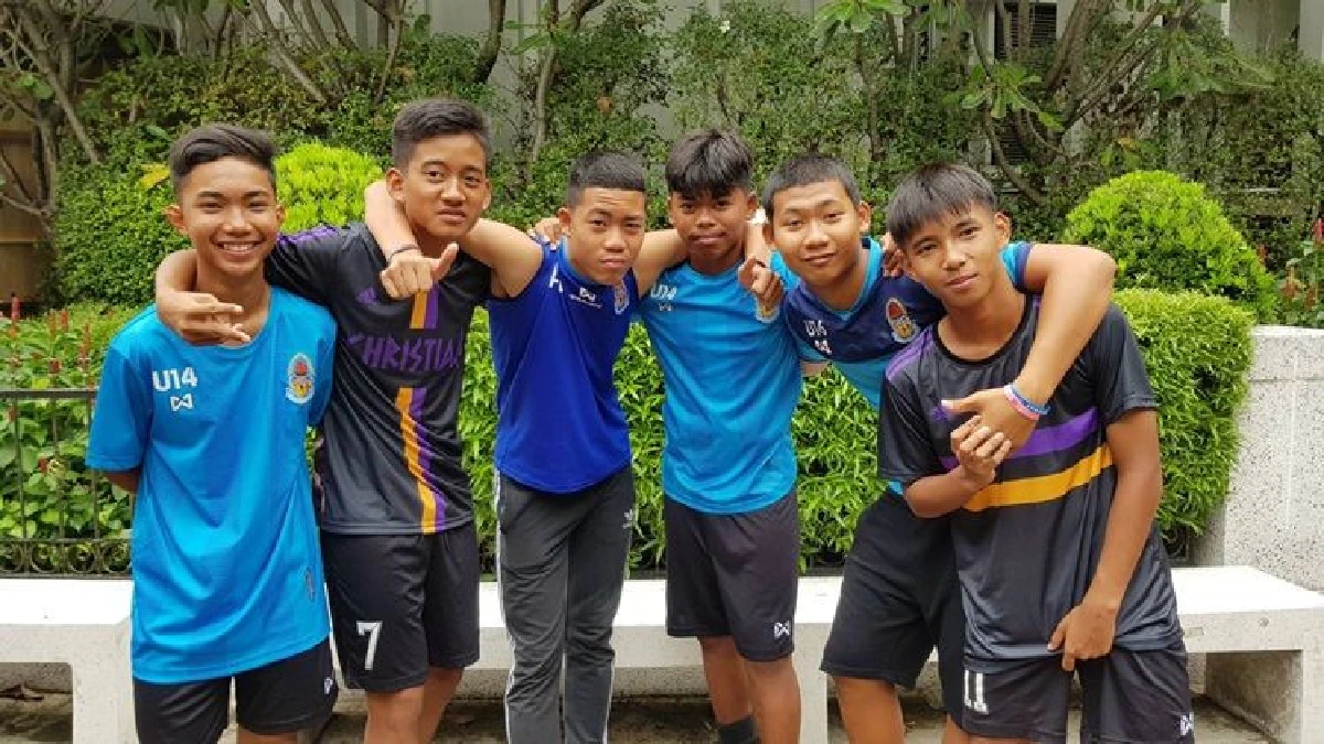 เยาวชนไทยจากโครงการซีพีสานฝัน...ปันโอกาส "ปั้นเยาวชนเข้าสโมสรฟุตบอลอาชีพ" สุดปลื้มได้ร่วมทีมฟุตบอลโรงเรียนกรุงเทพคริสเตียนวิทยาลัย สร้างชื่อเสียงประเทศไทย คว้าแชมป์โลกรายการนอร์เวย์คัพ 2018 (Norway Cup 2018)
