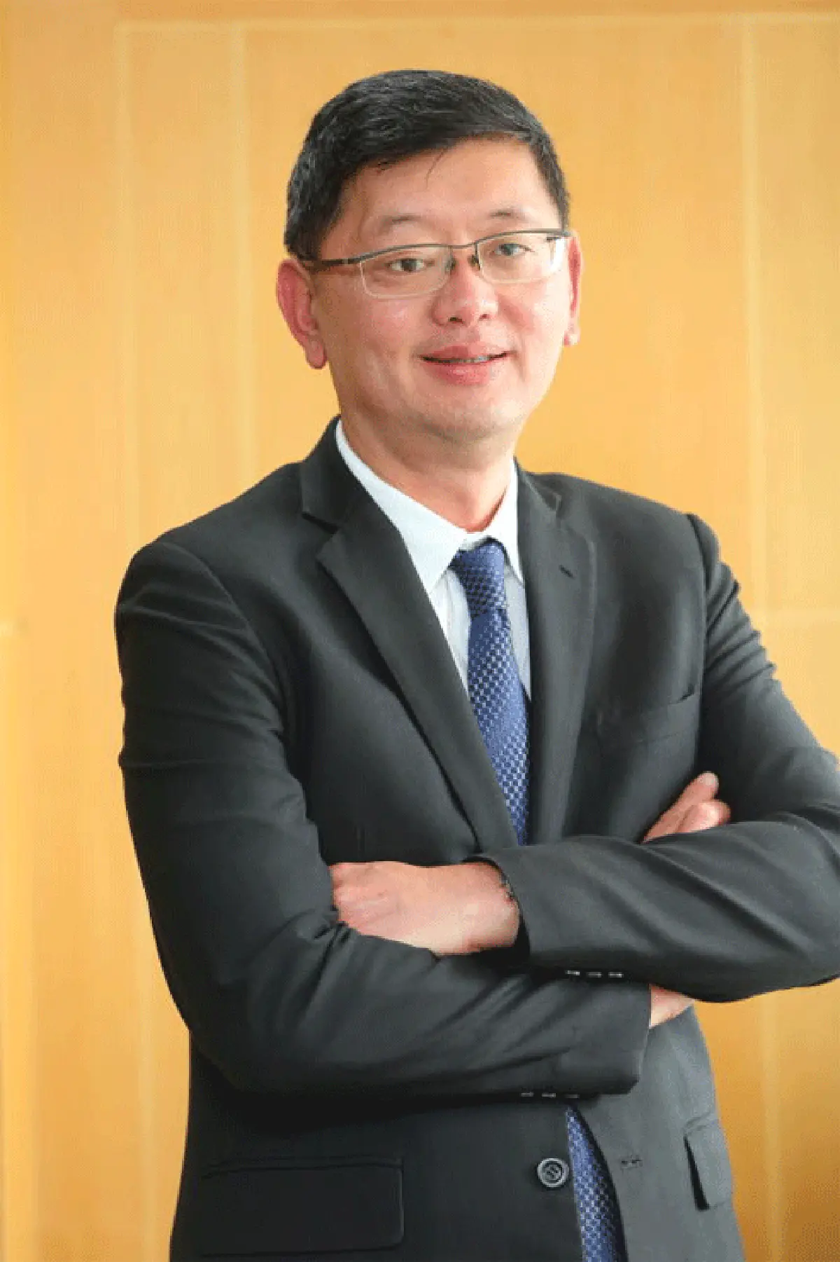 พชร อนันตศิลป์ อธิบดีสายบู๊และบุ๋น