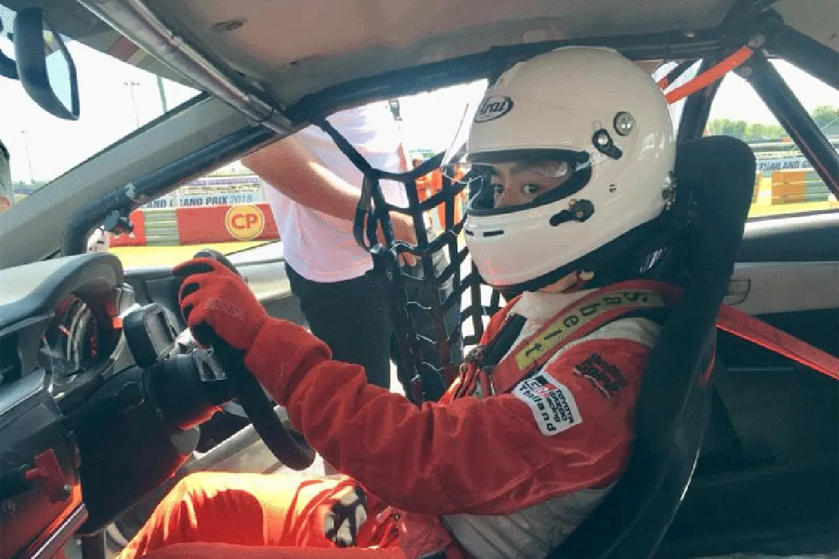 ศิริศิลป์ โชติวิจิตร ลงสนามประชันความเร็ว