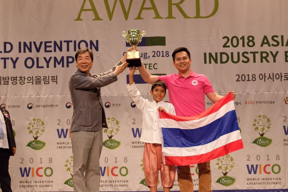 สาธิตจุฬาฯประถมคว้า 19 รางวัลนวัตกรรมระดับนานาชาติ สาธิตจุฬาฯประถมคว้า 19 รางวัลนวัตกรรมระดับนานาชาติ