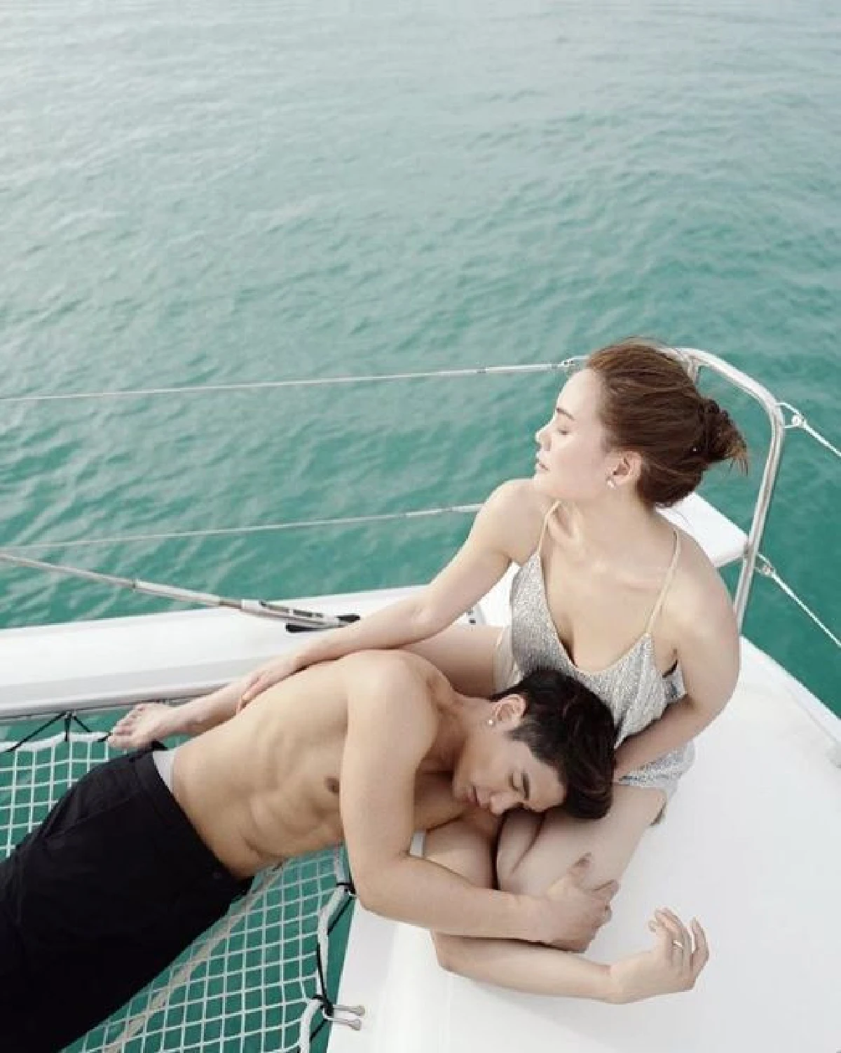 เจนี่-มิกกี้ ควงคู่ล่องเรือยอร์ช! จัดเต็มความหวานฉ่ำกลางทะเล