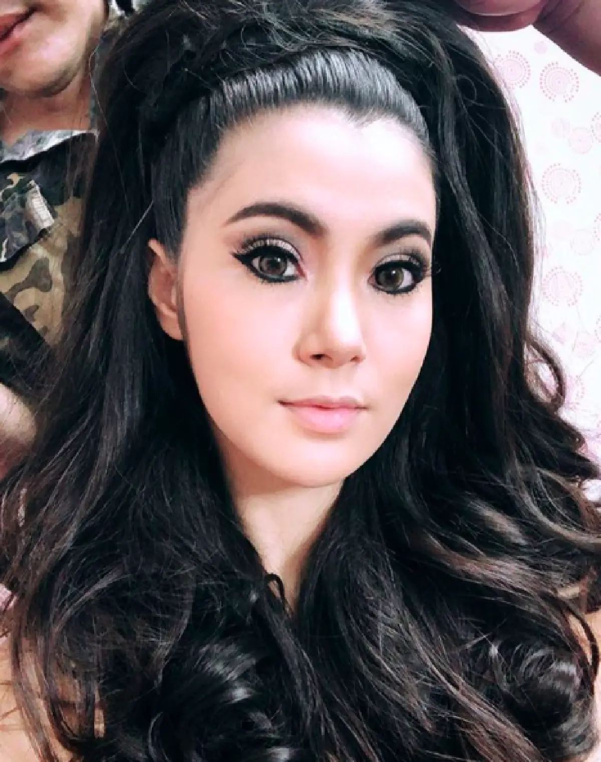 สวยมาก! “จ๊ะจ๋า” แปลงโฉมเป็น “Priscilla Presley” ภรรยาของ “Elvis Presley”