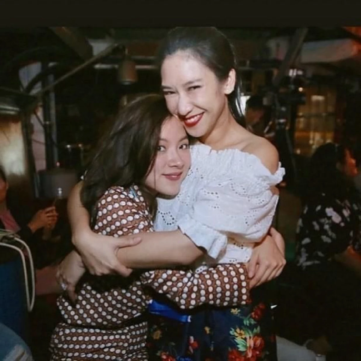 ป๊อก ปิยธิดา โชว์ลีลาแดนซ์สุดแซ่บ! ที่หลายคนไม่เคยเห็นมาก่อน (คลิป)