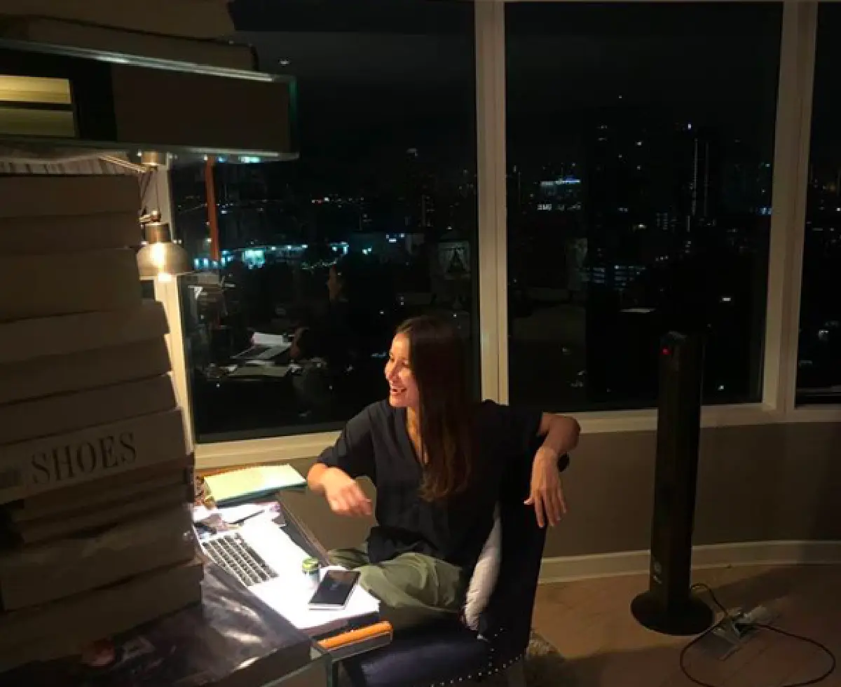 นานๆ จะได้เห็น! ส่องบ้าน “แอน ทองประสม” กับมุมสวยๆ ที่แสนน่าอยู่