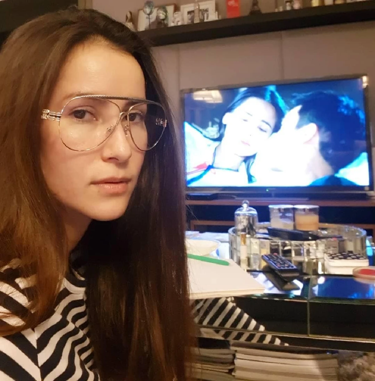 นานๆ จะได้เห็น! ส่องบ้าน “แอน ทองประสม” กับมุมสวยๆ ที่แสนน่าอยู่