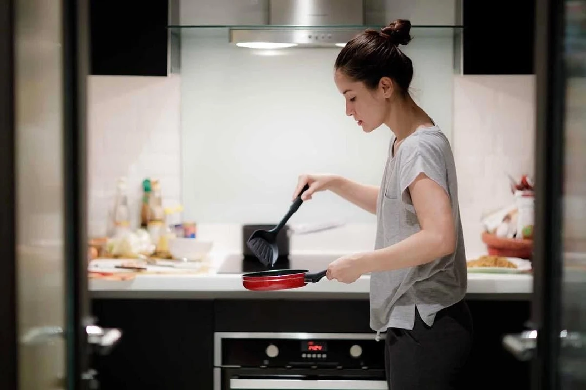 นานๆ จะได้เห็น! ส่องบ้าน “แอน ทองประสม” กับมุมสวยๆ ที่แสนน่าอยู่