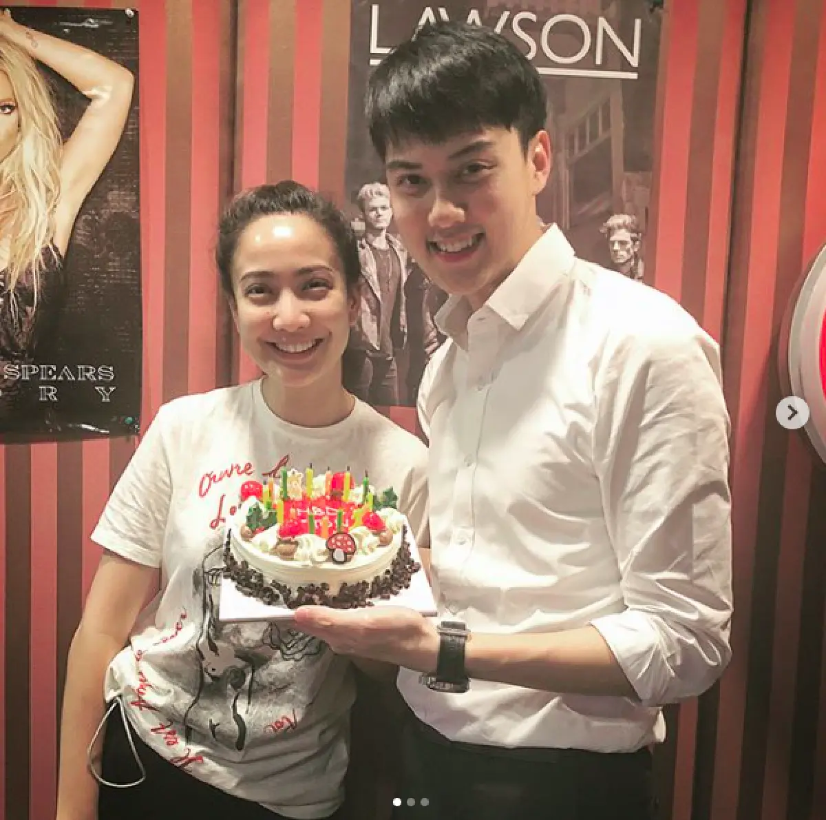 มาช้าแต่มาชัวร์! “แต้ว” โผล่หอบเค้กเซอร์ไพรส์ “ต้น”