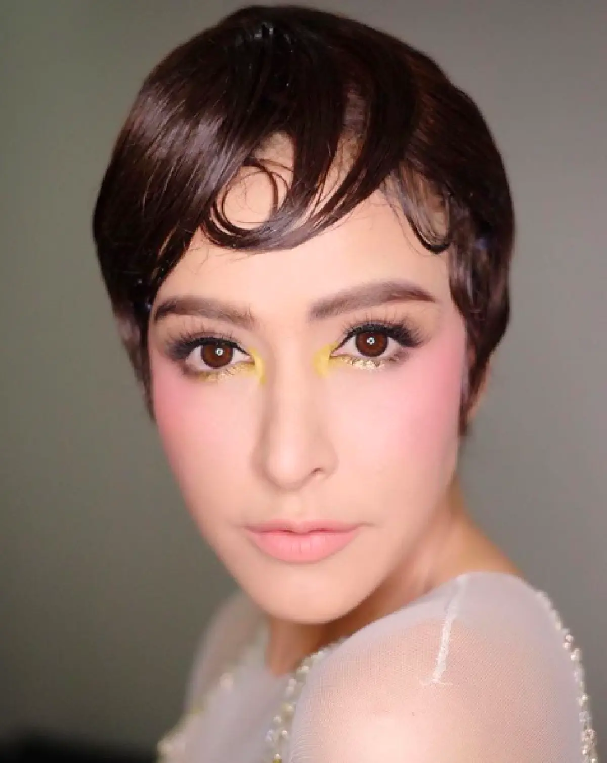 ลุคนี้ผ่านไหม!? “ศรีริต้า” แปลงโฉมเป็นสาวผมสั้นหวานๆ สดใส