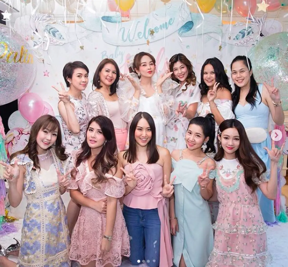 “เป้ย ปานวาด” จัดปาร์ตี้เบบี้ชาวเวอร์ เตรียมต้อนรับลูกสาว “น้องปราณปาลิน"