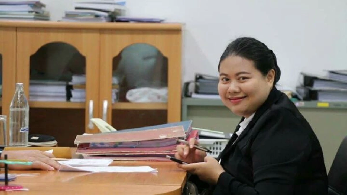 "น้องแบม" เข้ายื่นใบสมัครเข้าทำงานที่ ป.ป.ท.แล้ว