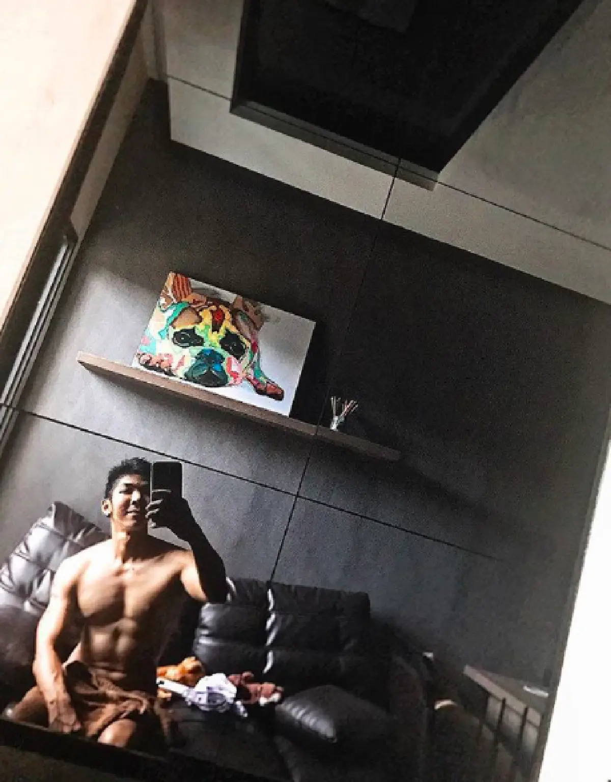 ส่องซิกแพคสุดเปรี๊ยะของ "กัญจน์ ภักดีวิจิตร" เจ้าของฉายา "นักปิ้งไก่ในตำนาน”