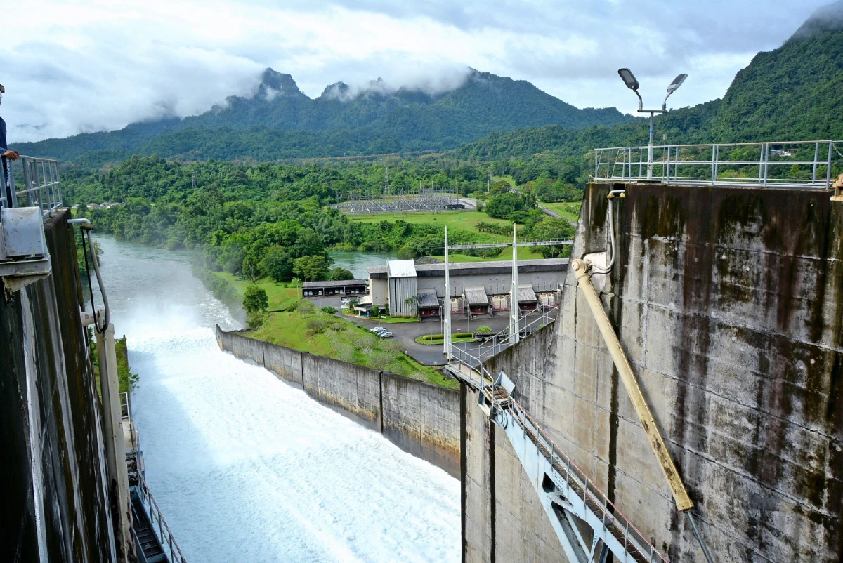 เขื่อนวชิราลงกรณปรับการระบายน้ำเพิ่ม-ลุ่มน้ำแควน้อยทรงตัว