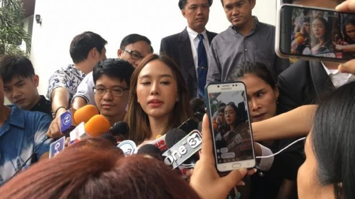 “โจอี้ บอย” ยอมรับเคยเข้าข้าง “มิ้ง” พร้อมถามกลับคำถามเดิม แม่รู้หรือไม่รู้ด้วยเนี่ย?