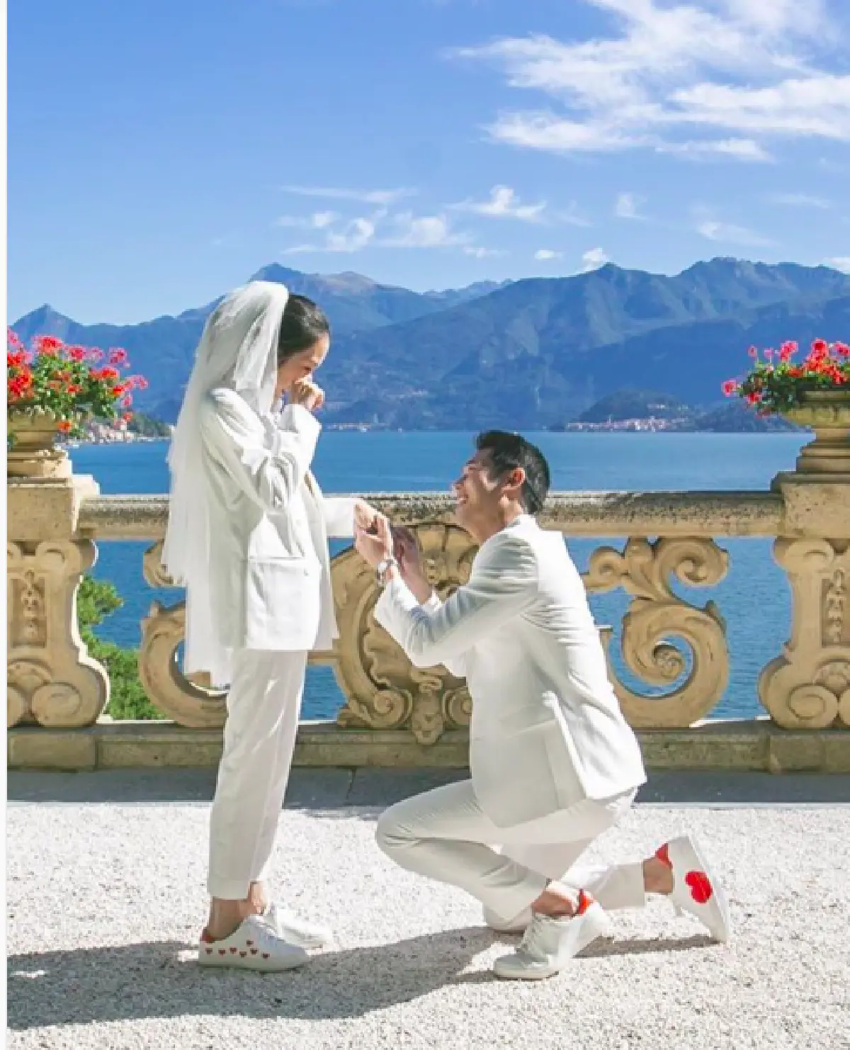 รอโมเมนต์นี้มานาน! “กันต์” ทำซึ้งคุกเข่าขอ “พลอย” แต่งงานแล้ว