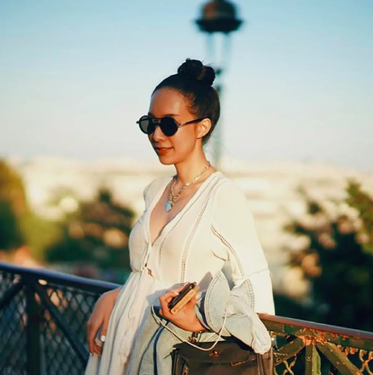 แซ่บกว่าชุดว่ายน้ำก็แคปชั่น! "มิ้นท์” โพสต์ภาพสุดแซ่บ พร้อมแคปชั่นเด็ด