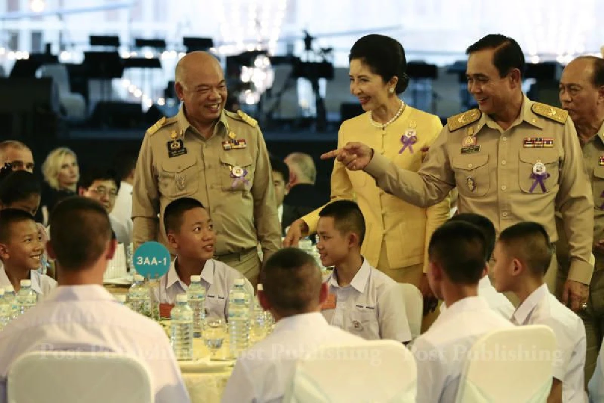 "ทีมหมูป่า"สำนึกในพระมหากรุณาธิคุณ-ขอบคุณทุกฝ่ายช่วยชีวิตพ้นถ้ำหลวง