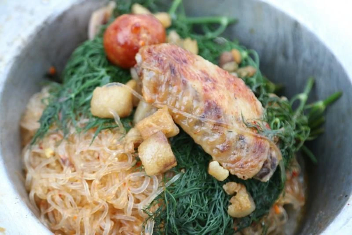 อิ่มอร่อยที่ร้านขุณแซ่บเด้อ อาหารสไตล์อีสานขนานแท้