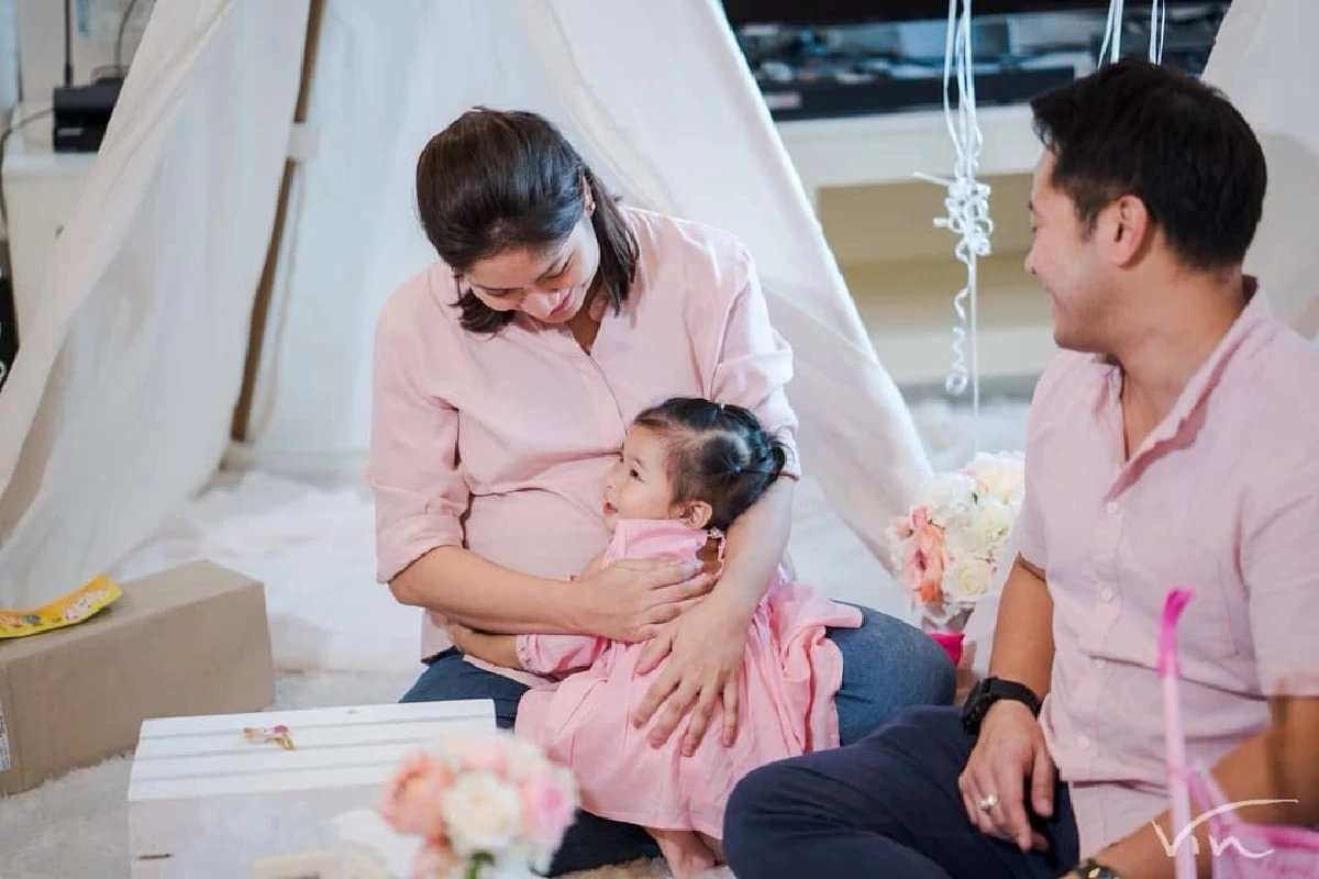 เบนซ์ พรชิตา เผยวิธีง่ายๆไม่ให้ น้องปริม น้อยใจ หลังใครๆก็ซื้อของให้น้องสาว