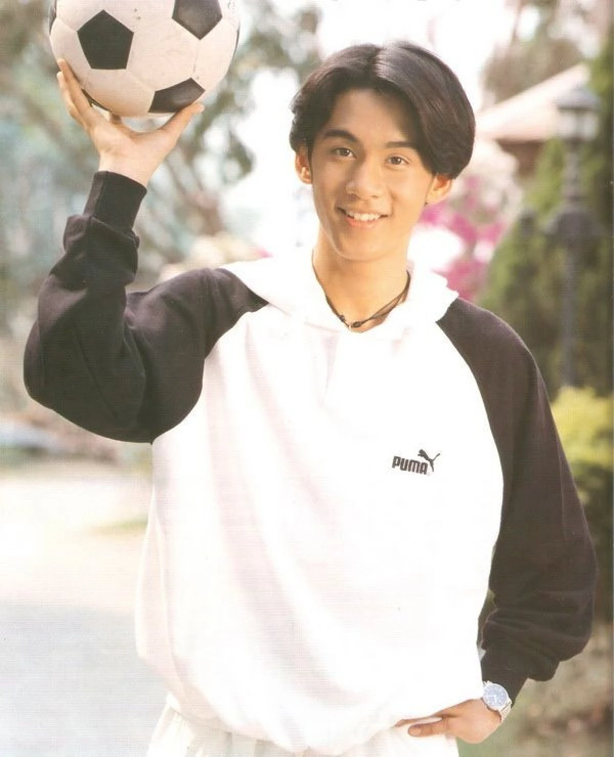 สมบัติของชาติ! ส่องภาพพระเอกในอดีต หล่อเท่เป๊ะทั้งหน้าธรรมชาติให้มา