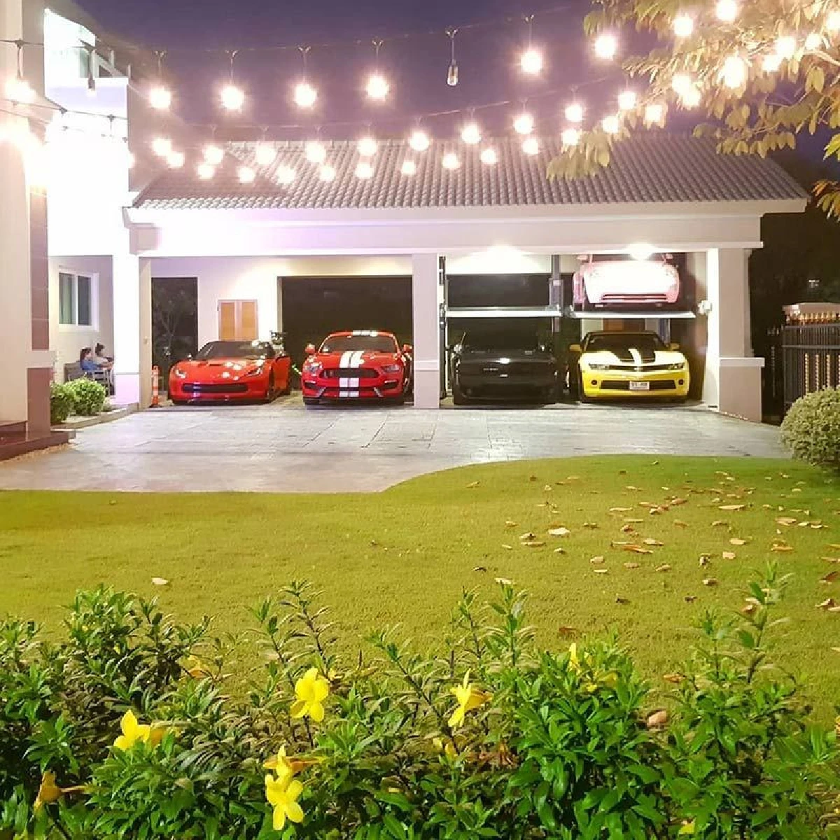 รวยจริงอะไรจริง! ดีเจเพชรจ้า รถแน่นเต็มบ้าน..แพลนติดลิฟต์ในโรงรถเพิ่ม