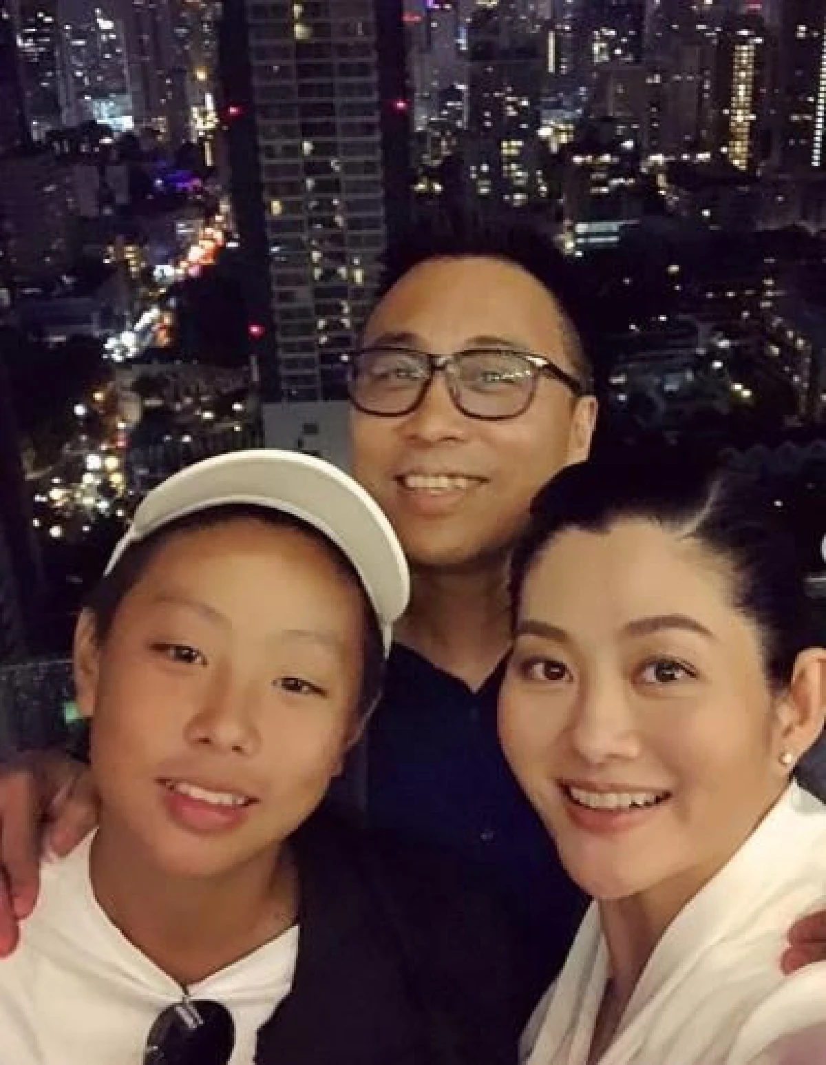 น้องปราบ ลูกชายสู่ขวัญ ทายาทฟาร์มโชคชัย รวยแค่ไหนก็ต้องทำงานหาเงินเอง