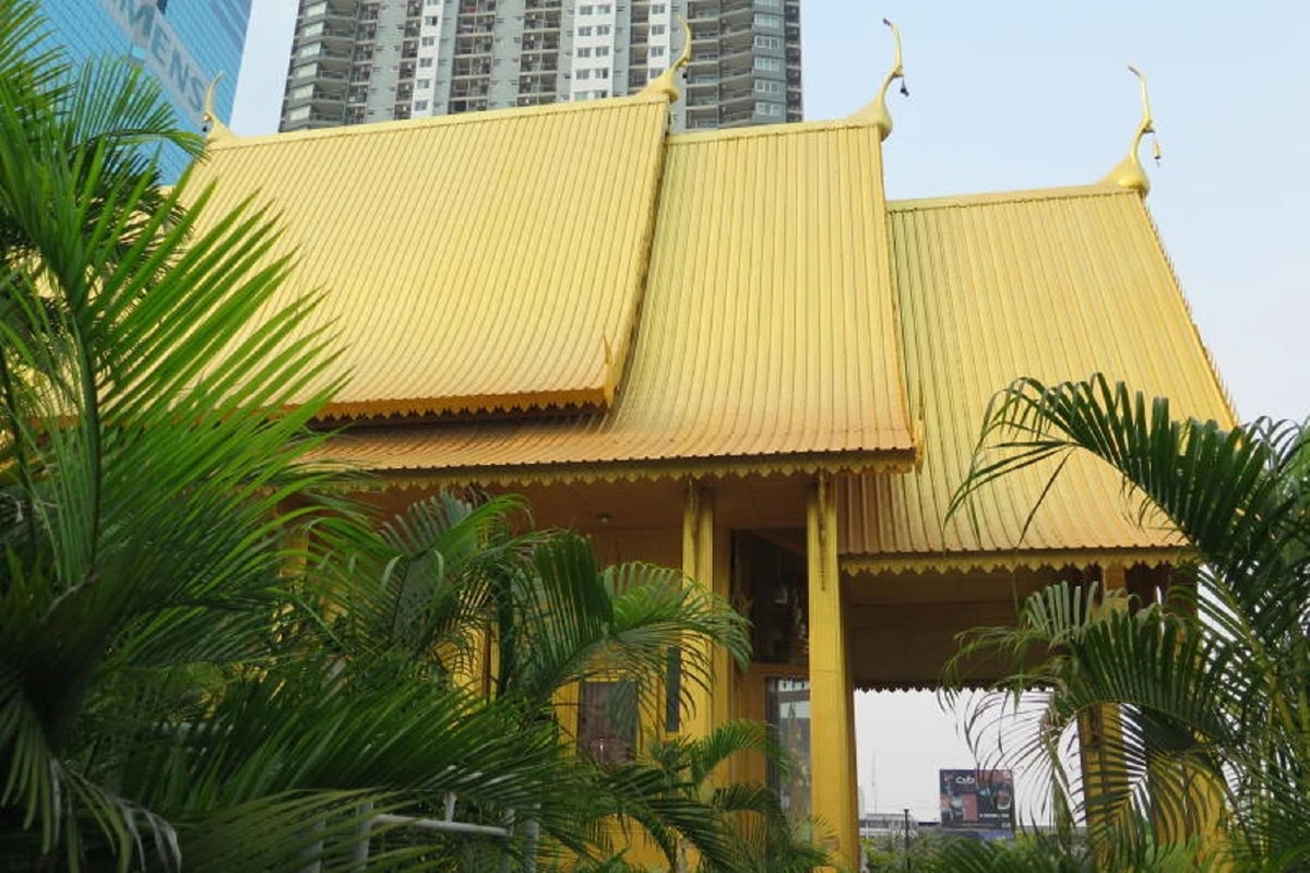 ราชินีเพลงลูกทุ่ง พุ่มพวง ดวงจันทร์ ที่วัดภาษี