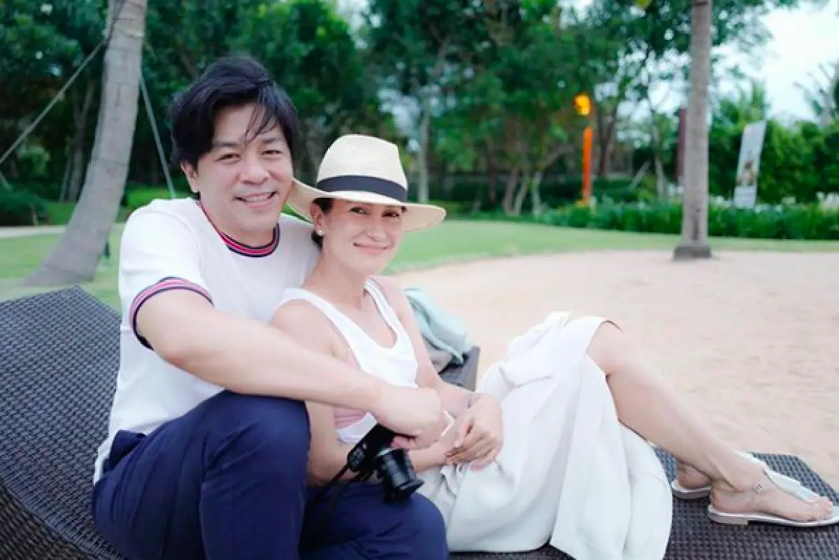 ติ่งตัวพ่อของจริง! “เอ” หวานใจสาว “แอน” ขอใกล้ชิดติดขอบเวที ร่วมแฟนมีต "อีจงซอก”