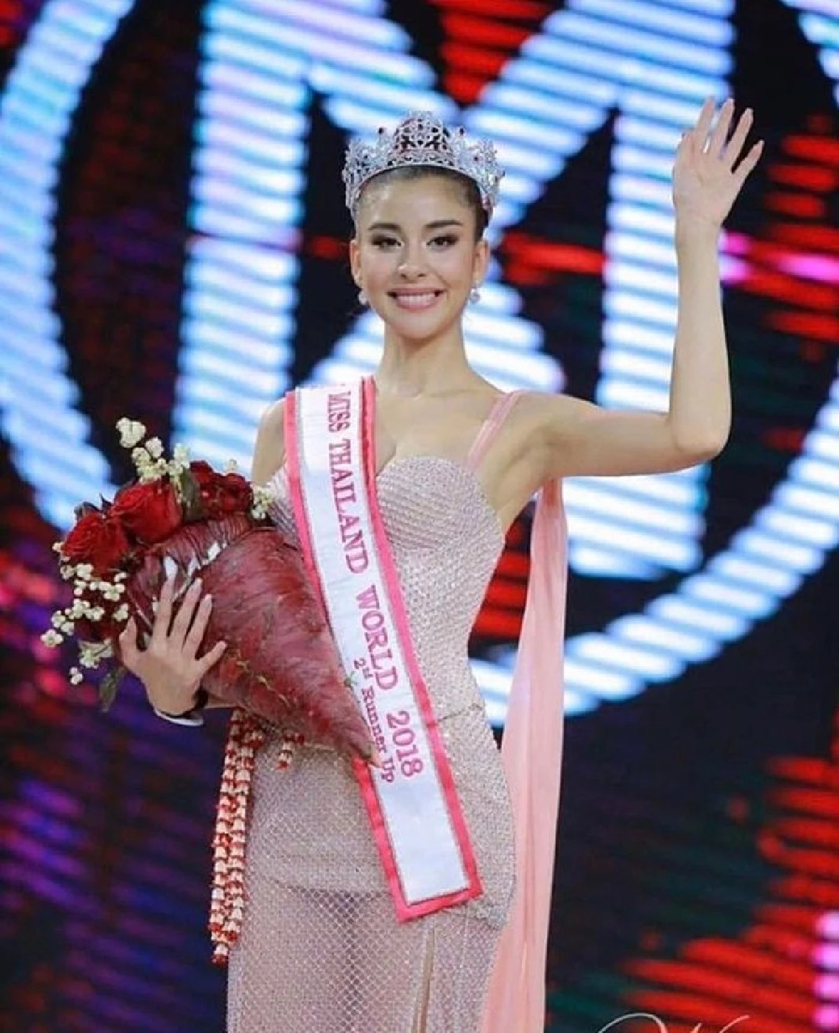 “ชาริล ชัปปุยส์” สุดภูมิใจ! หวานใจสาว "เฮเลน่า” คว้าตำแหน่งรองอันดับ 2 มิสไทยแลนด์เวิลด์ 2018 มาครอง