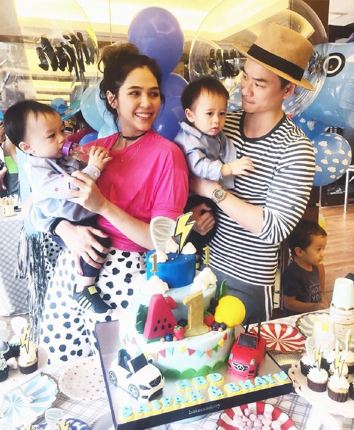 ปาร์ตี้วันเกิดครั้งแรกของ สายฟ้า-พายุ แฝดซุปตาร์อายุครบ 1 ขวบ