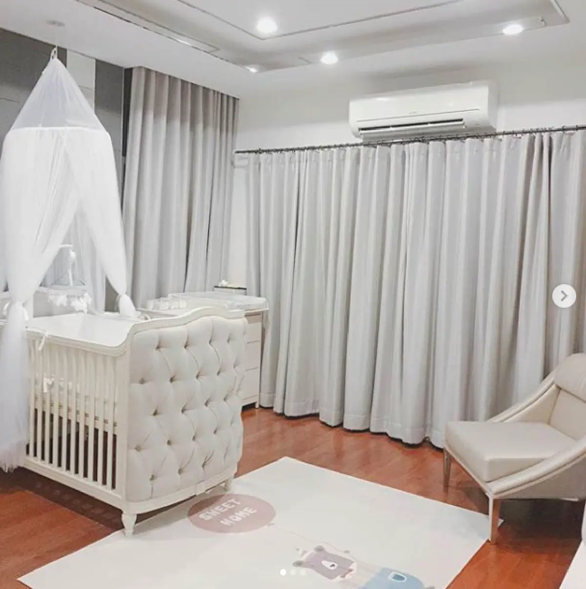 “นิวเคลียร์” เผยภาพห้องนอน “น้องไทก้า” เรียบหรูอลังการ ในธีมสีขาวสบายตา