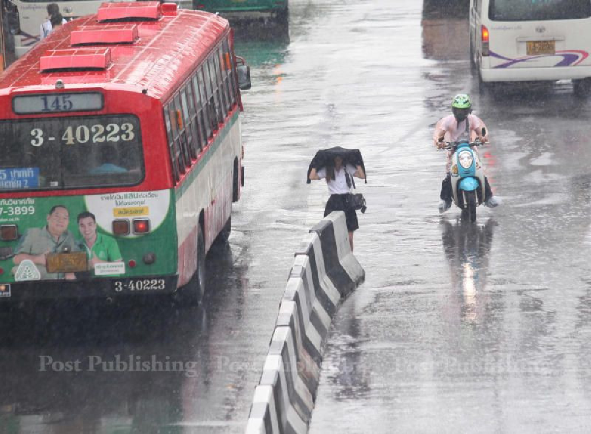 พายุ"มังคุด"สลายตัวแล้ว แต่38จังหวัดยังต้องเฝ้าระวังฝนหนัก พายุ"มังคุด"สลายตัวแล้ว แต่38จังหวัดยังต้องเฝ้าระวังฝนหนัก