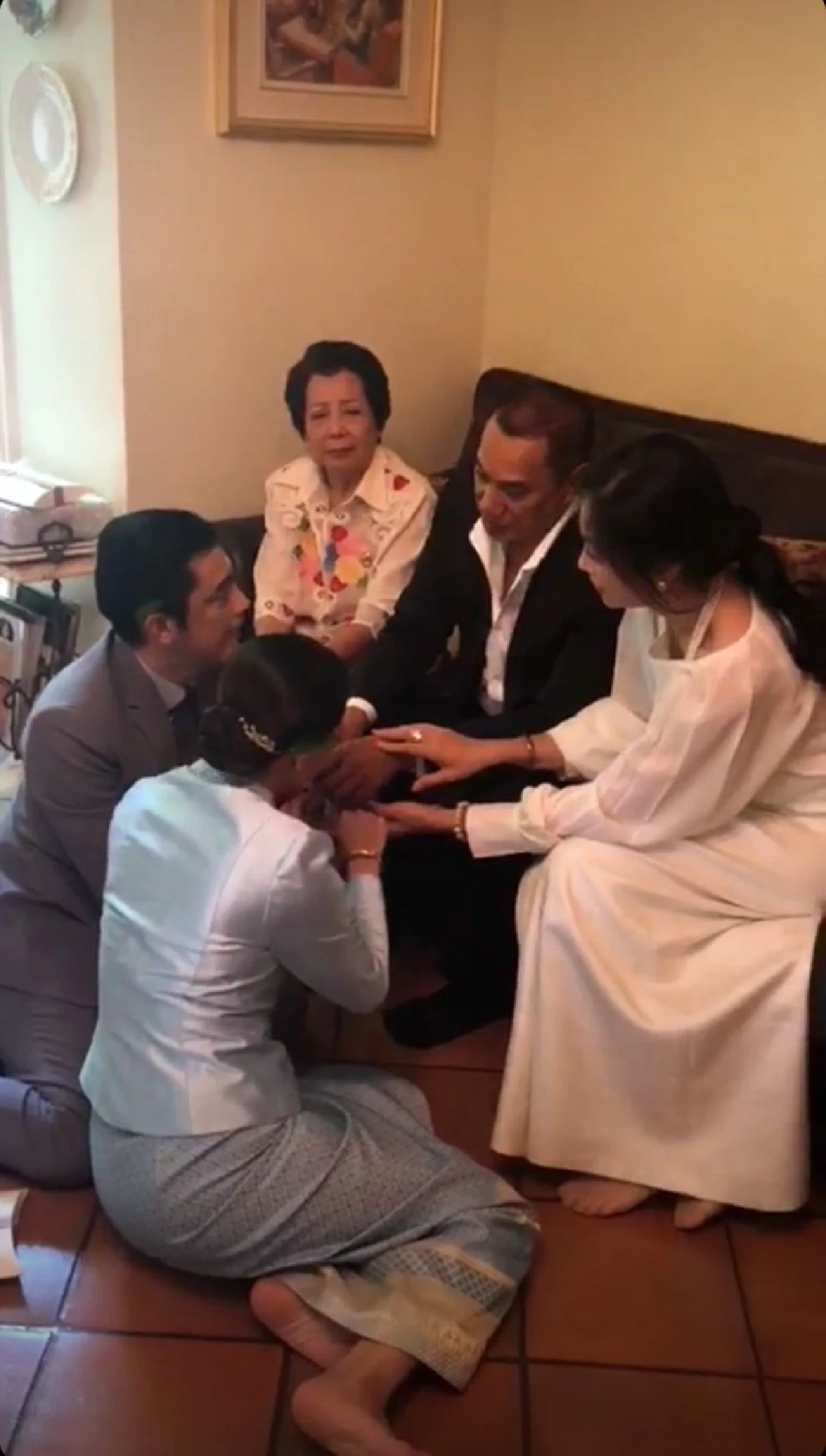 คอนเฟิร์มว่าท้อง! เปิดคำอวยพรจากผู้ใหญ่ในงานแต่ง ศรราม-ติ๊ก