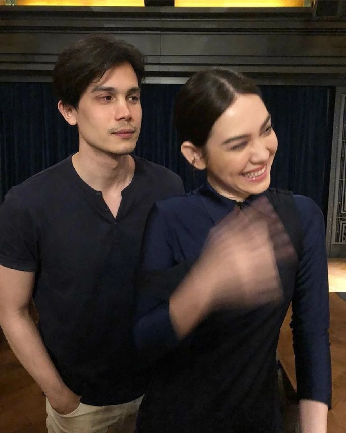 แมท ภีรนีย์ เขินหนักมาก! ต้องถ่ายภาพคู่ ซันนี่ หลังแอบปลื้มมานาน (คลิป)