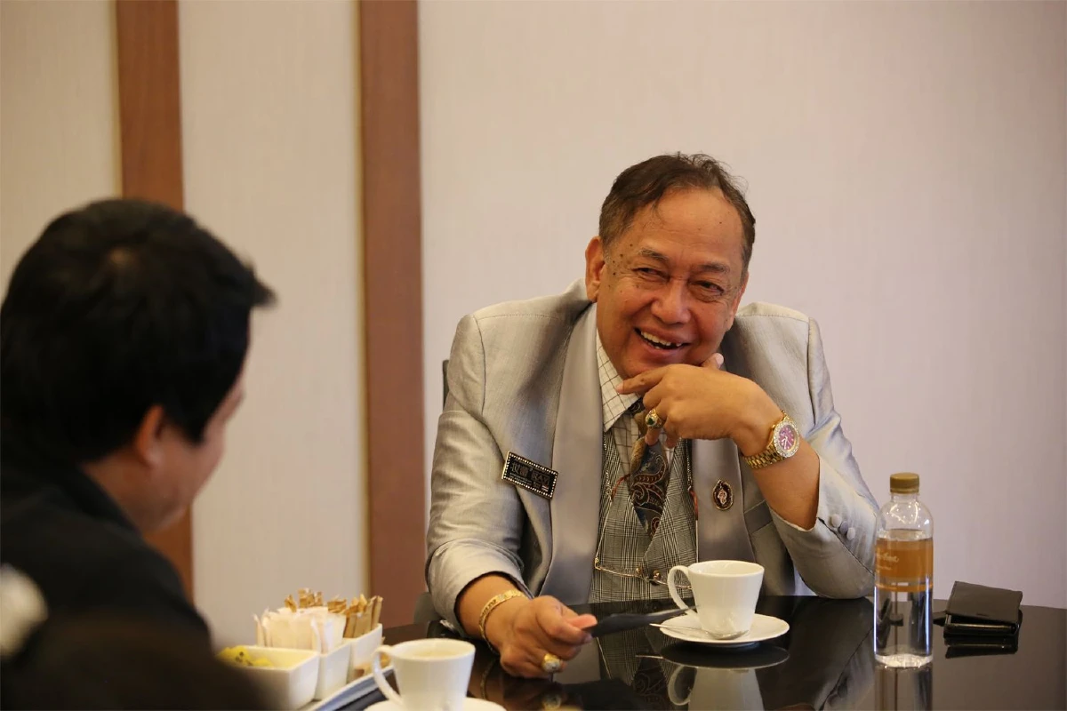 นพดล+ศศินา เรืองศรี สินค้าไทยไม่มีคำว่าแพ้