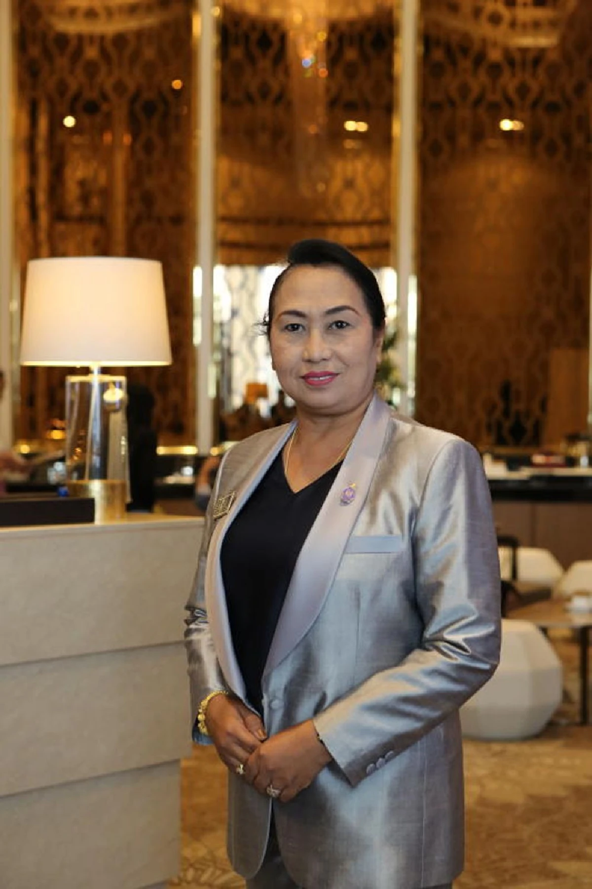 นพดล+ศศินา เรืองศรี สินค้าไทยไม่มีคำว่าแพ้