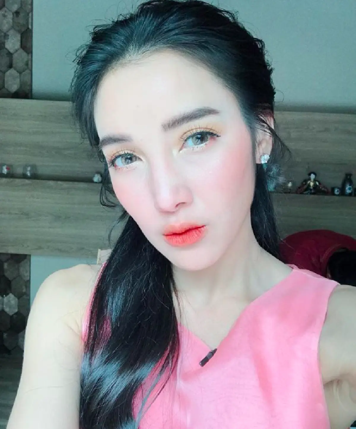 “แพท ณปภา” สุดสง่า! ในชุดไทยโบราณ ตามแบบฉบับสาวไทย